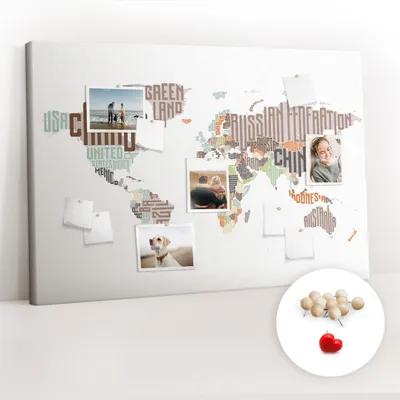 Imagen del producto de Tablero de corcho con chinchetas - Tablero con chinchetas para fotografías y notas - 120x80 cm - 100 chinchetas de madera - Mapa con letras de colores