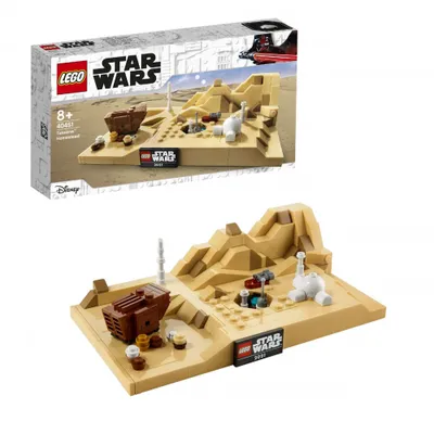 A LEGO Star Wars set box and the assembled model.