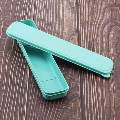 Produktbild von 6-teilig herstellbares Besteckset aus Tarwestro, grün, für Picknick und Camping.
