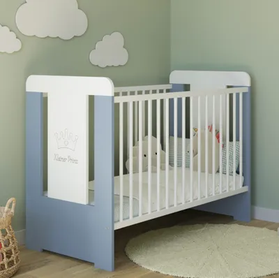 Produktbild von Babybett Gitterbett mit Kleiner Prinz Gravur 60x120 höhenverstellbar | herausnehmbare Sprossen weiss blau Mädchen Europe