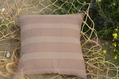 Produktbild von ProduktbildKissenhülle Kissenbezug Dekokissen Strukturstreifen 50 x 50 cm Taupe
