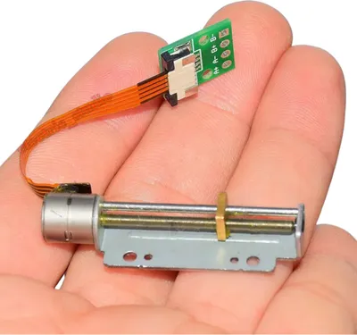 Obrázok produktu pre Mikromini 8mm skrutkový motor 2-fázový, 4-vodičový