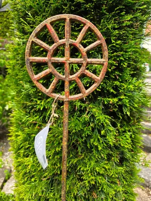 Image de Fiche de jardin en fonte inoxydable Hallstatt, celtique