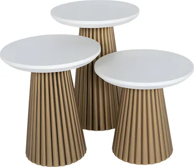 Image de Elégante table d'appoint blanche en bois au design moderne