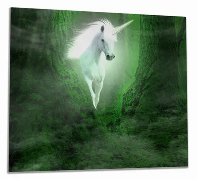Produktbild von Wallario Herdabdeckplatte aus Glas, Größe 60 x 52 cm 1-teilig, Motiv Weißes Einhorn im grünen Wald