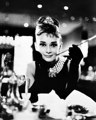 Produktbild von Audrey Hepburn Poster Breakfast at Tiffany's 50 x 40 cm