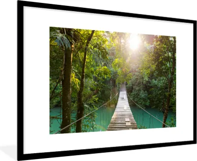 Produktbild von MuchoWow® Gerahmtes Poster Dschungel - Wasser - Brücke - Natur - Pflanzen 90x60 cm - Poster mit Schwarzem Bilderrahmen Wandposter Rahmen Foto Bilder - Wanddekoration - Fotos