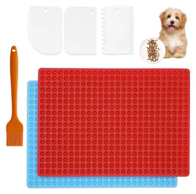 Produktbild von 2 Stück Backmatten Hundekekse 468 Gitter mit Teigschaber & Silikonbürste Rot/Blau