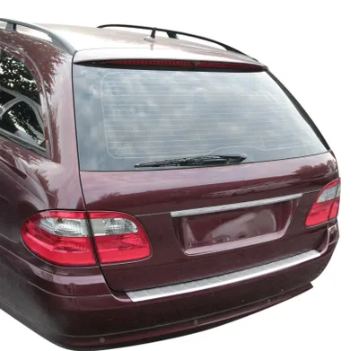 Für Mercedes T-Modell S211 2003-2009 LADEKANTENSCHUTZ Edelstahl MATT Schutz in der Farbe von Recambo e.K.