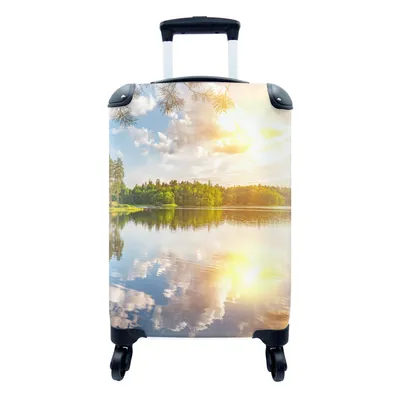 Produktbild von MuchoWow® Koffer Handgepäck Trolley Rollkoffer Kleine Reisekoffer mit 4 Rollen - Bäume - Wasser - Sonne - Cabin Size < 55x40x23 cm & 55x40x20 cm - Fotokoffer - Kabinenkoffer - Boardgepäck - Reise-Box - Reisekoffer - Reisegepäck - Koffer mit Bild - Trolley für Kinder