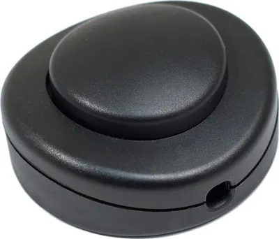 Immagine prodotto di Creative-Cables Interruttore Unipolare Infracavo a Pedale – (Nero, ø 65 mm, H 23 mm) – Tensione 250V, Carico 2A – Morsetti a vite