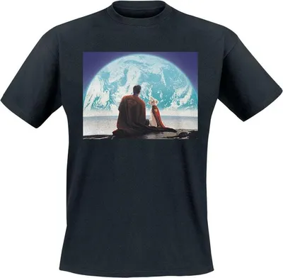 Produktbild von Superman T-Shirt Herren 2025 - Superman Looking At Earth Krypto Cape schwarz S