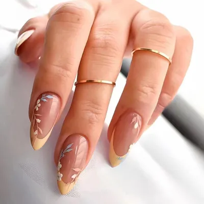 Productafbeelding van Kunstnagels om op te plakken, amandelvorm, kort, met een gele "French manicure" afwerking, 24 stuks
