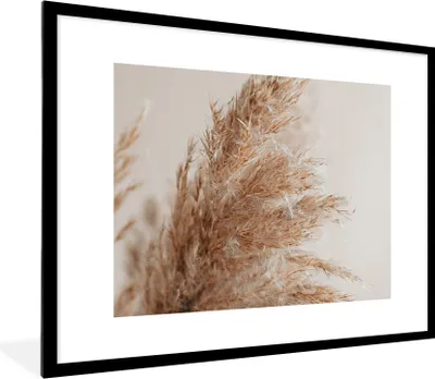 Produktbild von MuchoWow® Gerahmtes Poster Gras - Pflanzen - Natur - Pampasgras 80x60 cm - Poster mit Schwarzem Bilderrahmen Wandposter Rahmen Foto Bilder - Schlafzimmer-Dekorationen - Fotoposter