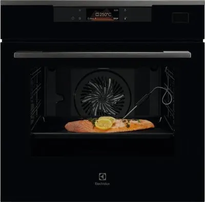 Zdjęcie produktu dla Wolnostojący piekarnik parowy do zabudowy Electrolux 800 PRO SteamBoost KOBBS39H