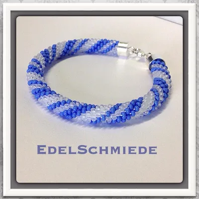 Produktbild von Edelschmiede925 Häkelarmband weiß blau mit 925/- Verschluß