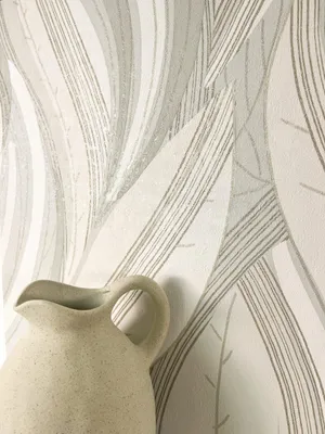 Produktbild von NEWROOM Tapete Gorana Beige Vliestapete - Modern Blätter Linien Germany