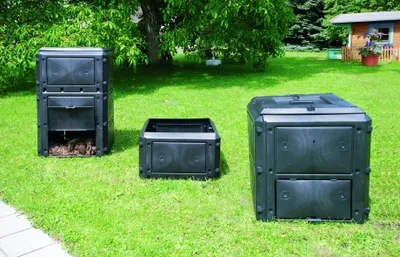 Zdjęcie produktu dla Zestaw do rozbudowy kompostownika KHW bez pokrywy do modeluQuick; kolor: antracyt; wymiary: 75 cm x 75 cm x wys. 45 cm; materiał: tworzywo sztuczne z recyklingu.