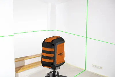 Obrázok produktu pre NEO TOOLS Krížový laser 15 m, zelený, rukoväť, puzdro