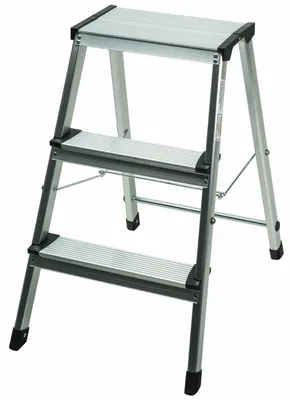 Zdjęcie produktu dla Aluminiowa, składana drabina z 3 szczeblami, idealna do użytku domowego i w pracy