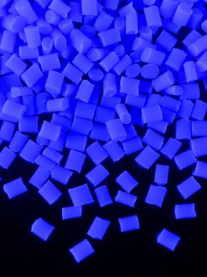 Produktbild von 100g PSYWORK Schwarzlicht Acrylglas-Granulat Blau