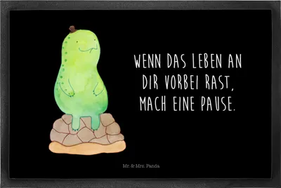Produktbild von Mr. & Mrs. Panda fußmatte Schildkröte Pause 60 x 90 cm - Schwarz - Geschenk, Schmutzfänger, Achtsamkeit, Fussmatte, Schmutzfangmatte, Achtsam, Panzer, Schmutzmatte