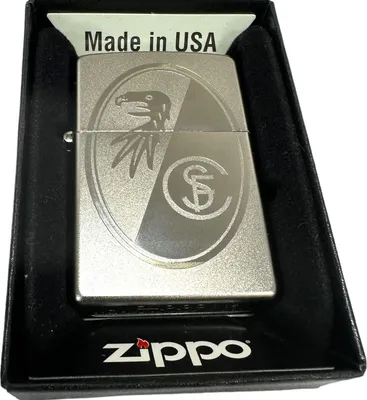 Produktbild von Zippo Feuerzeug SC Freiburg chrom satin mit graviertem Logo Benzinfeuerzeug