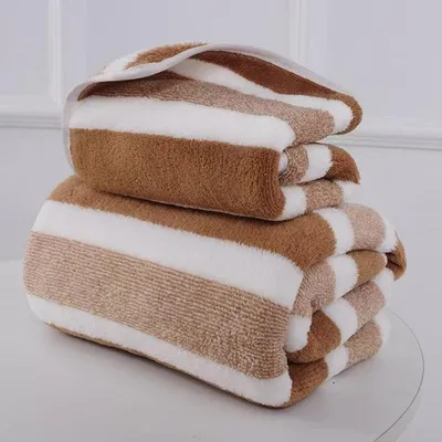 Immagine prodotto di Set di due asciugamani in cotone, marroni, dimensioni 70x140 cm e 35x75 cm