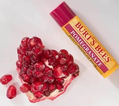 Produktbild von Burts Bees Lippenbalsam Granatapfel - 4,25 Gramm