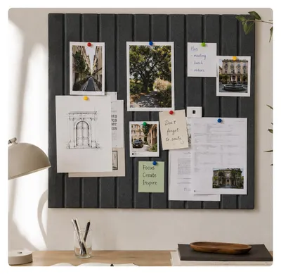 Productafbeelding van Relaxdays Viltpinnenbord, set van 2, zelfklevende rechthoeken, voor kantoor en thuis, vilt, 30x40 cm, viltwand met pinnen, donkergrijs