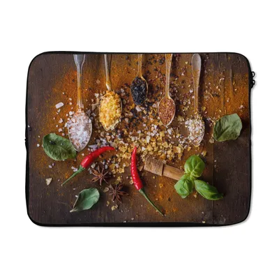Produktbild von MuchoWow® Laptop Hülle 17 Zoll Laptoptasche Löffel - Kräuter - Chili - Gewürze - Salz - Zipper - Schutzabdeckung