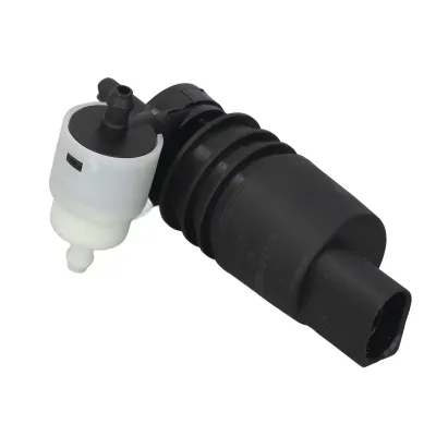 Imagen del producto de Bomba limpiaparabrisas 67126938620. Bomba eficiente para el líquido limpiaparabrisas, compatible con los modelos A3, A4, A5, A6 y Q5