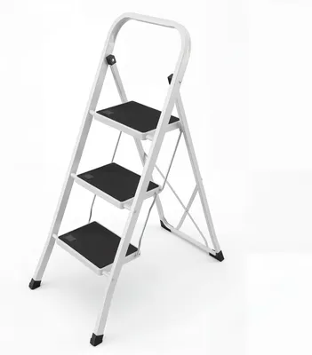 Immagine prodotto di Scala pieghevole con 3 gradini e corrimano di sicurezza