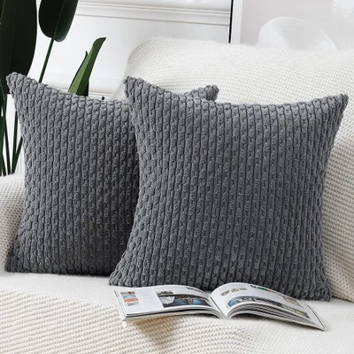 Produktbild von Set mit 2 gestreiften Boho-Kissenbezügen, weiche Cord-Dekokissenbezüge für Schlafzimmer und Sofa, grau, 50 x 50 cm