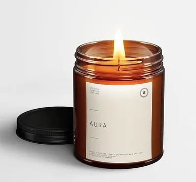 Produktbild von BOHORIA Duftkerze Aura – Orange & Zedernholz Sojawachs Kerze im Glas – fruchtig-holziger Raumduft, bis zu 45h Brenndauer