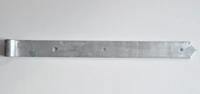 Produktbild von Ladenband 450x40x5 mm verzinkt, 6 mm Rundloch, 8 mm Vierkant für 13 mm Dorn