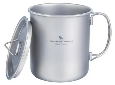 Productafbeelding van Campingbeker met deksel en inklapbare handgreep, 450 ml, titanium, lichtgewicht, outdoor drinkbeker