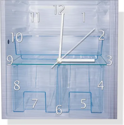 Produktbild von Wallario Design Wanduhr Leerer Kühlschrank - offene Leere ohne Inhalt aus Aluverbund, Größe 30 x 30 cm