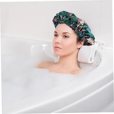 Zdjęcie produktu dla 3 sztuki damskich czapek do kąpieli wykonanych z wodoodpornego satyny, elastycznych, idealnych do kąpieli, spa i podróży. Wielokrotnego użytku, oddychające, wodoodporne, w kolorze pistacjowym. Podwójna warstwa wodoodporna