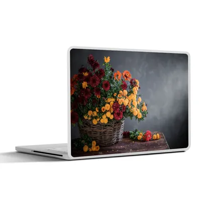 Produktbild von MuchoWow® Laptop Aufkleber Sticker Cover Stilleben - Korb - Chrysantheme 25x18 cm - Laptop-Deko