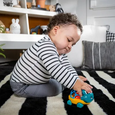 Immagine prodotto di Baby Einstein Macchinina curiosa Nettuno Oball Sonaglio per macchinina