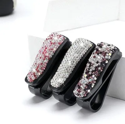 Produktbild von Famanu Brillenhalter für Auto-Sonnenblende - Set von 3 Clips in verschiedenen Farben