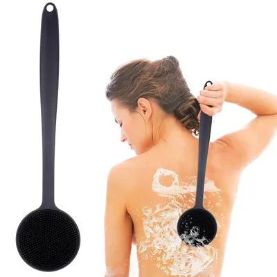 Imagen del producto de Cepillo de silicona para el cuerpo con mango largo, ideal para usar en la ducha o el baño