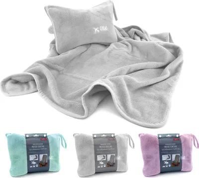 Produktbild von Heimtexland ® Reise-Set Reisedecke mit Nackenkissen aufblasbar kompakt leicht für Flugzeug Auto Bahn Camping Wandern Urlaub 80x120 Decke mit Tasche und Kissen für Unterwegs Typ908 grau