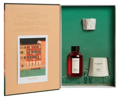 Productafbeelding van Kerstgeschenkset: Geurkaars en geursticks, 100 ml, MELA & CANNELA, Millefiori Milano