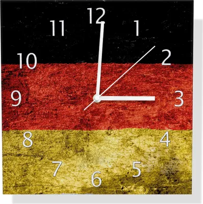 Produktbild von Wallario Design Wanduhr Verwitterte Deutschland-Fahne in schwarz rot gold aus Aluverbund, Größe 30 x 30 cm