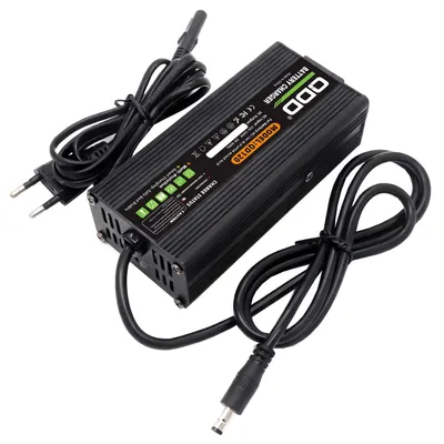 Productafbeelding van 54,6 V 2 A oplader voor 48 volt lithium-accupack, universeel