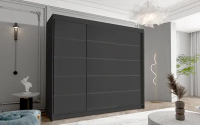 Produktbild von Kleiderschrank Netro VII 250 cm - Groß Schwebetürenschrank, Schiebetürenschrank mit Kleiderstange und Einlegeboden, Schlafzimmerschrank, Schiebetüren, 250x215x58 cm (Schwarz)