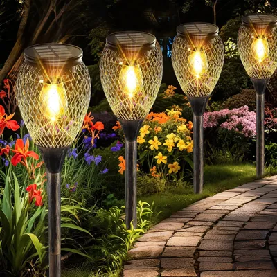 4 Solar-Gartenleuchten, LED, warmweiß, IP65, automatisch, für Außenbereiche