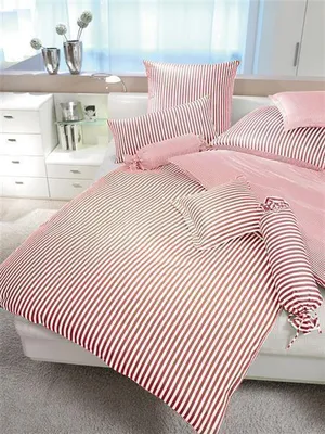 Produktbild von Janine Mako-Satin Kissenhülle Kiss. 80x80 1 teilig  modernclassic 3912-01-610 rot